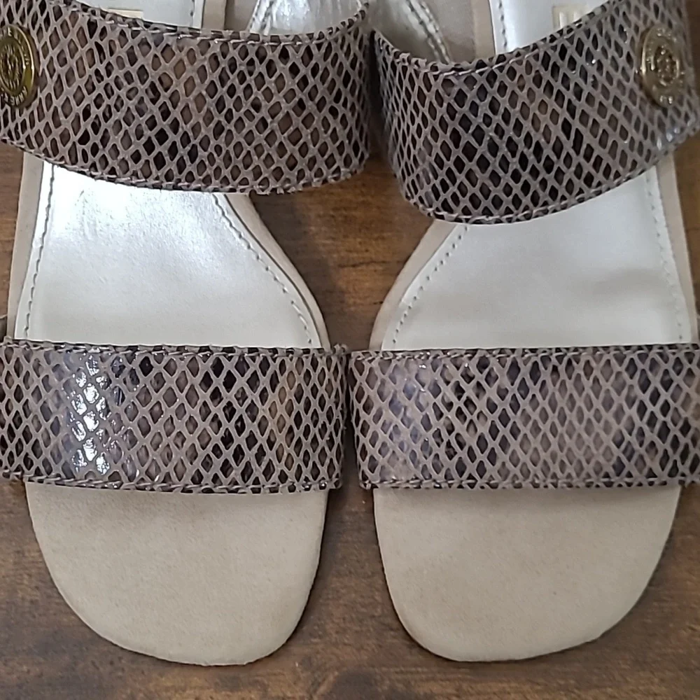 Anne Klein Brown Beige Snakeprint Patterned Heeled Sandals size 9